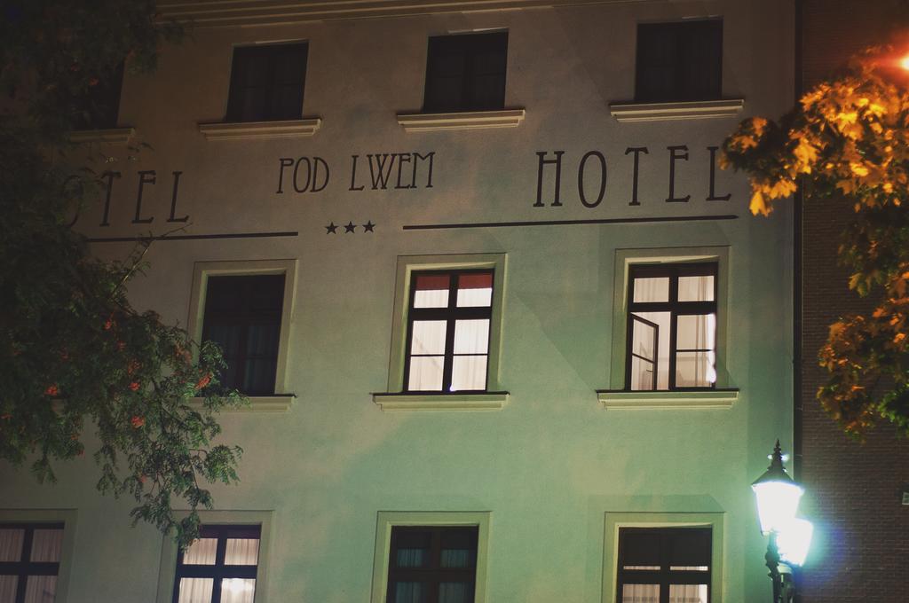 Hotel Pod Lwem Elbląg Exterior foto