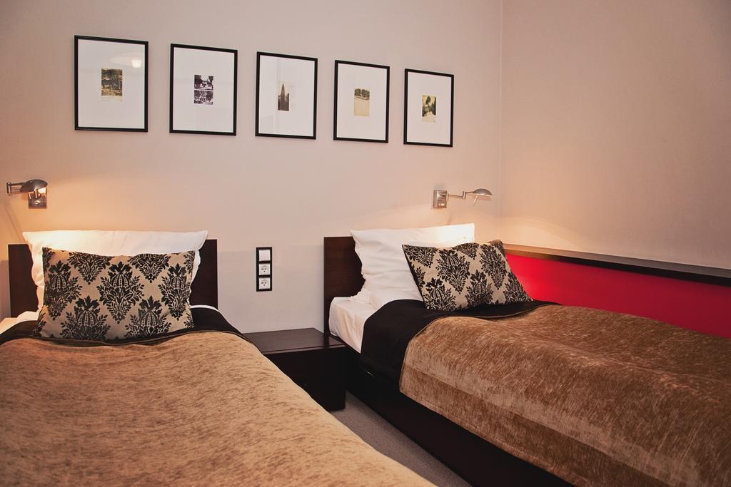 Hotel Pod Lwem Elbląg Habitación foto